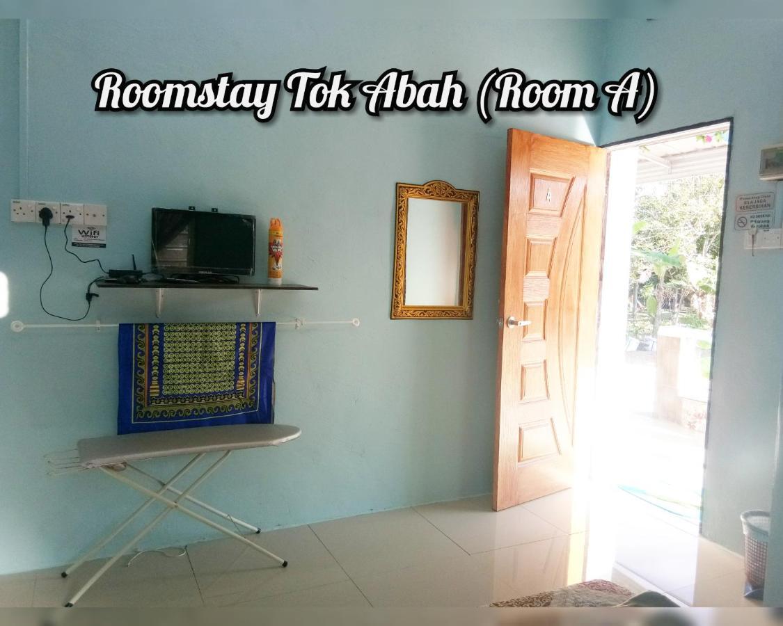 Roomstay Tok Abah A Kuala Rompin Extérieur photo