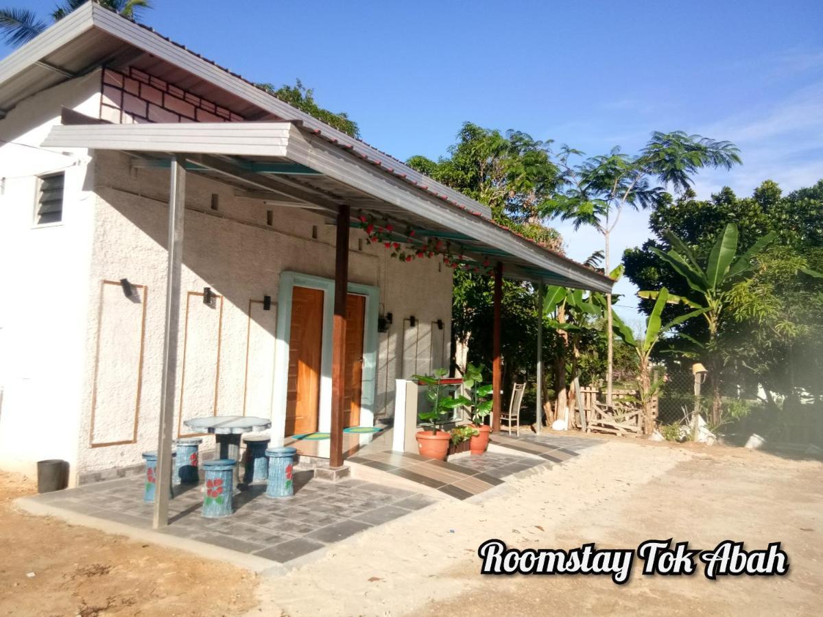 Roomstay Tok Abah A Kuala Rompin Extérieur photo